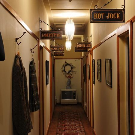 Blacks Hotel Ophir Esterno foto