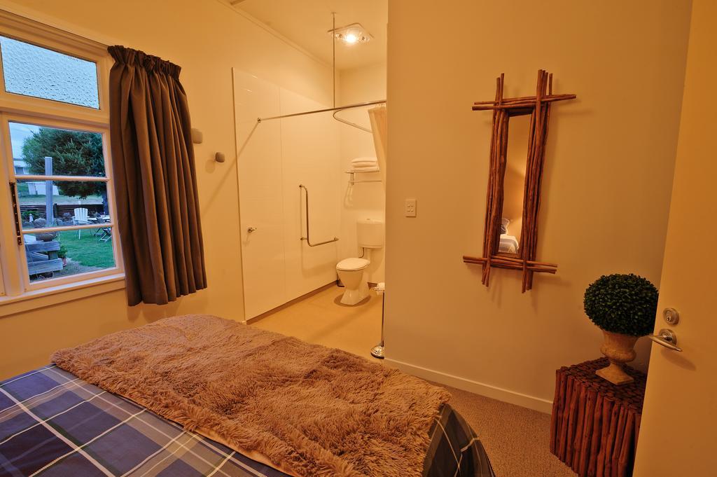 Blacks Hotel Ophir Esterno foto