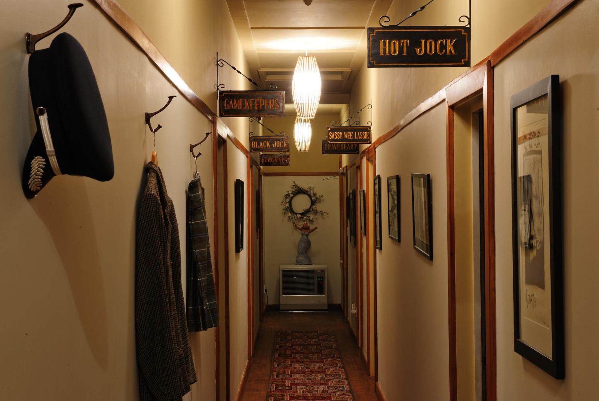 Blacks Hotel Ophir Esterno foto